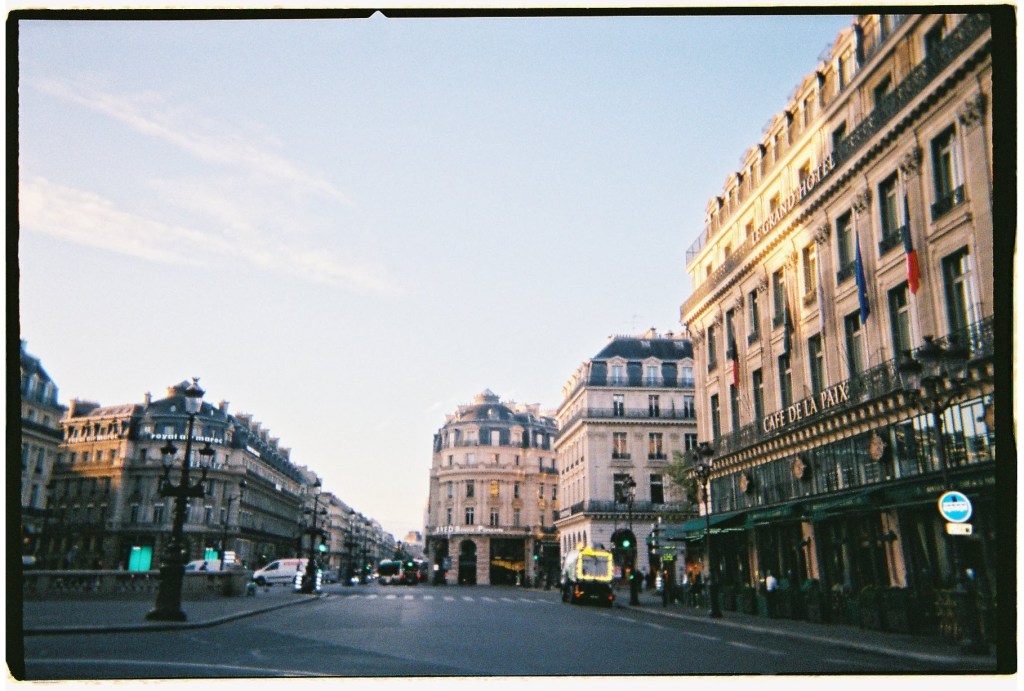 パリの街並みをお気に入りフィルムカメラで写した結果